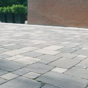 Adoquines Abbeystone gris/negro 20x30x6cm (precio por m2).